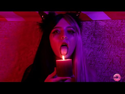 ❤️ Strastveno pušenje od seksi sukubusa s ispunjenim ustima ❌ Prekrasni porno kod nas ﹏