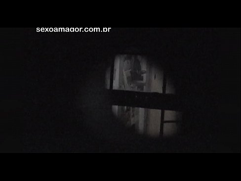 ❤️ Voajer iz susjedstva skriven iza šupljih cigli potajno snima Blondie ❌ Prekrasni porno kod nas ﹏